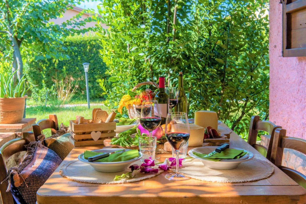 Hostly - Country House Donoratico - Only For Families Exteriör bild