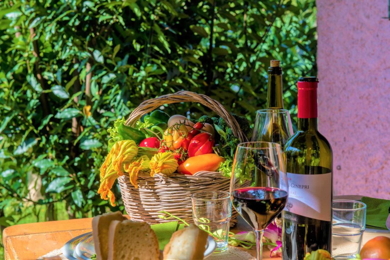 Hostly - Country House Donoratico - Only For Families Exteriör bild