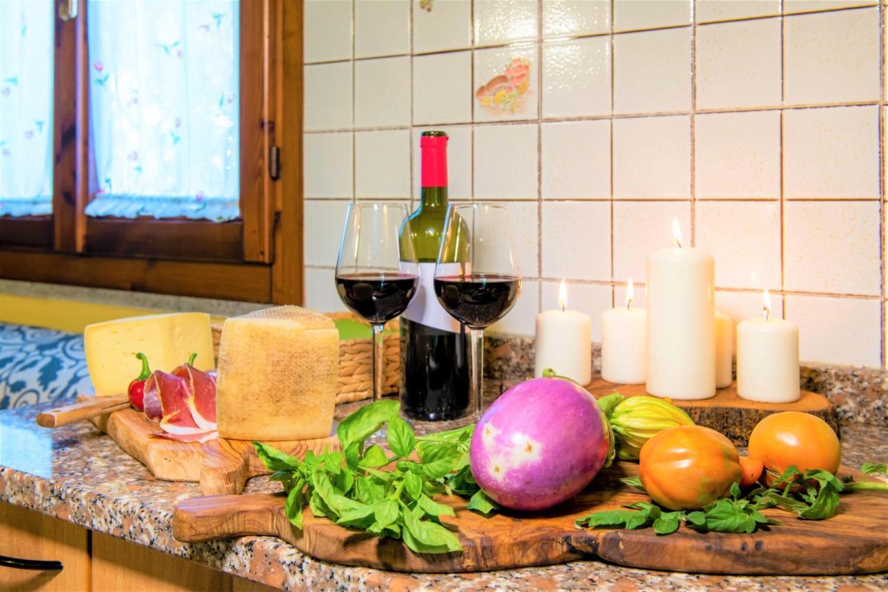 Hostly - Country House Donoratico - Only For Families Exteriör bild